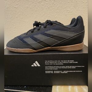 Adidas Kids Predator Club Indoor Sala Soccer Shoes